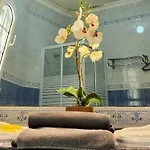 & Beds Dp Hostal