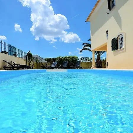 Suites & Beds Dp Albufeira Hostel
