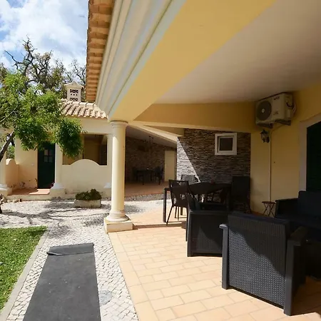 Suites & Beds Dp Albufeira Hostel
