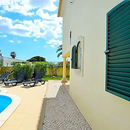 & Beds Dp * Albufeira