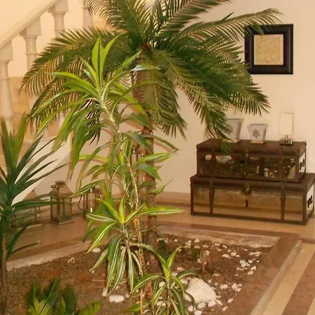 & Beds Dp Hostal Albufeira