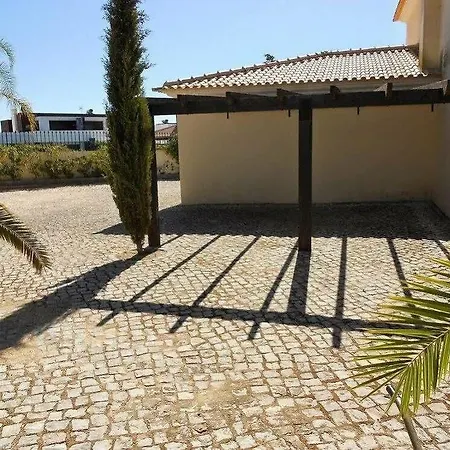 Hostal & Beds Dp *