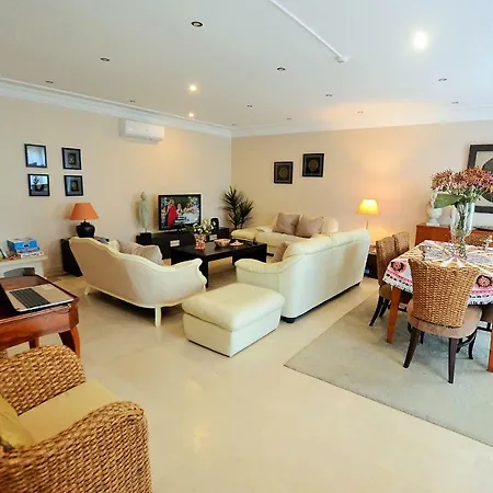 Hostel Suites & Beds Dp Albufeira *