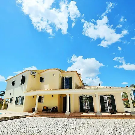 Suites & Beds Dp Albufeira Albufeira