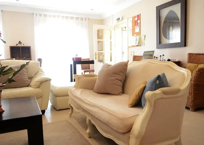 & Beds Dp بيت شباب